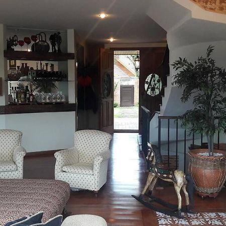 Casa E Vista Privilegiadas No Alto Do Capivari กังโปสดูจอร์เดา ภายนอก รูปภาพ